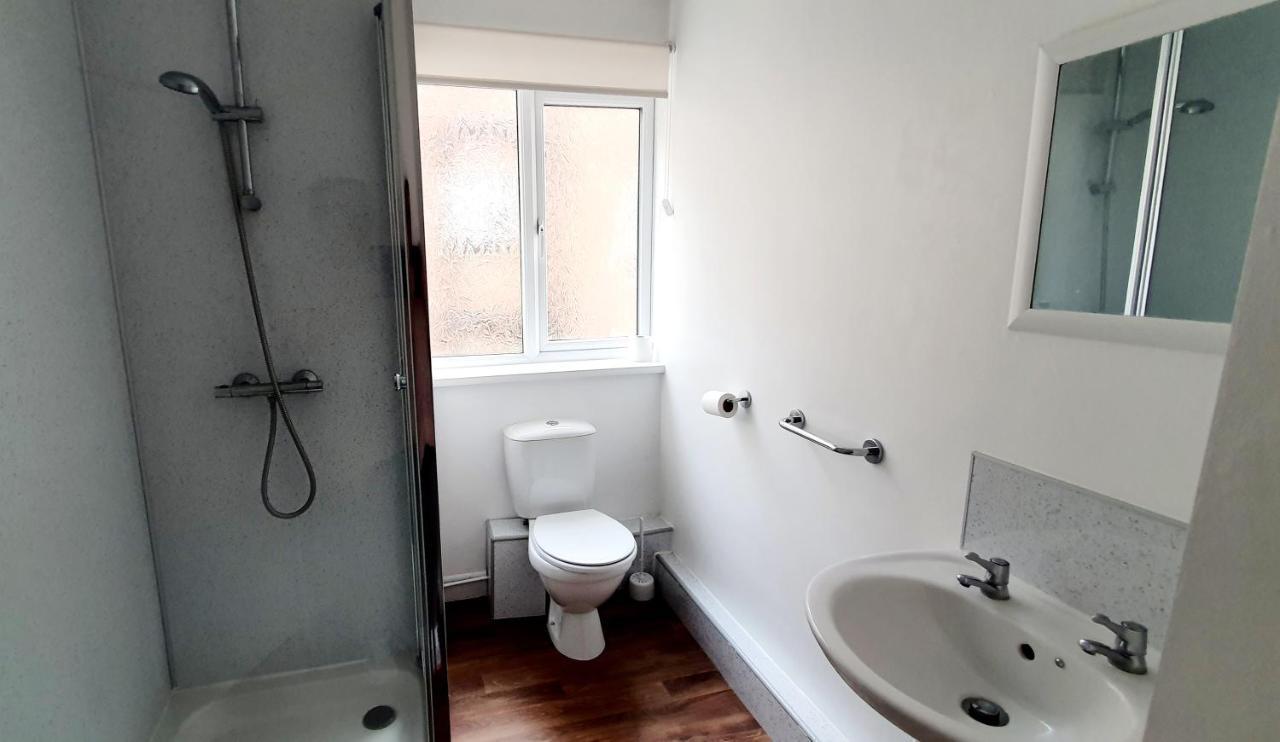 Apartment Court *